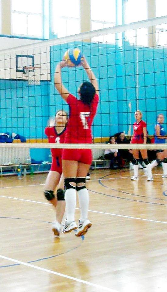 21P Volleyball Teens