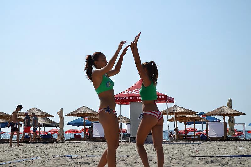 21P Volleyball Teens