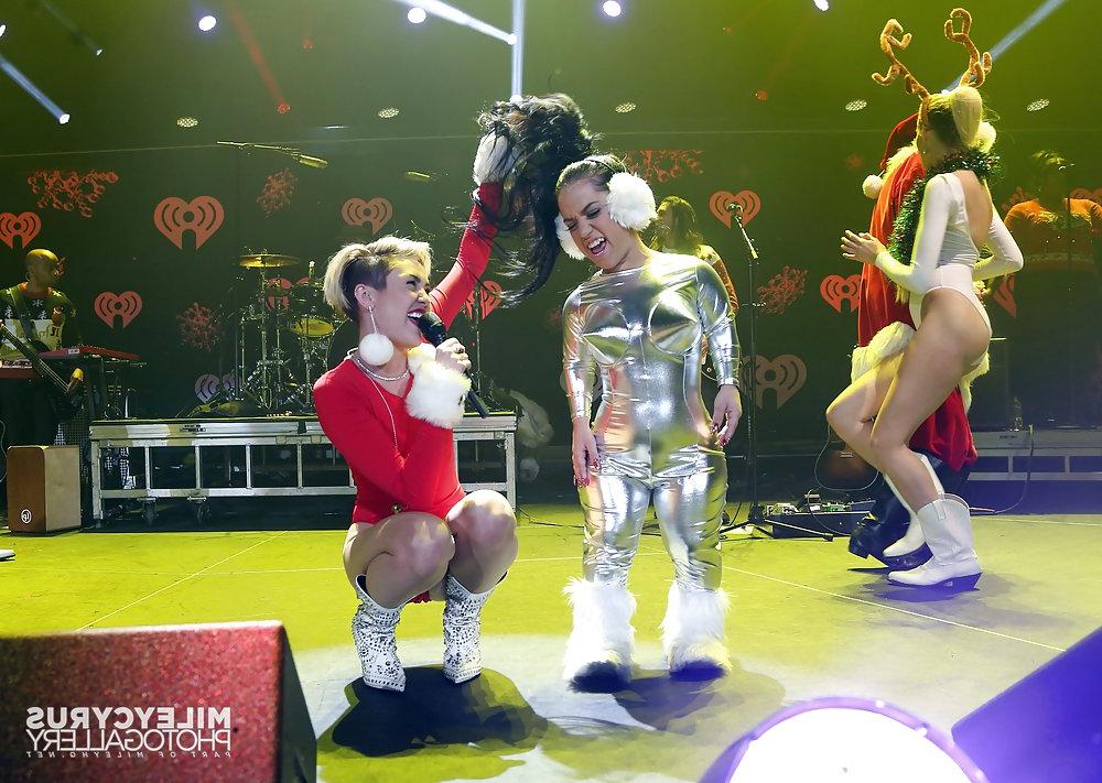 25P Sexy Miley Cyrus KDWB's Jingle Ball December 2013