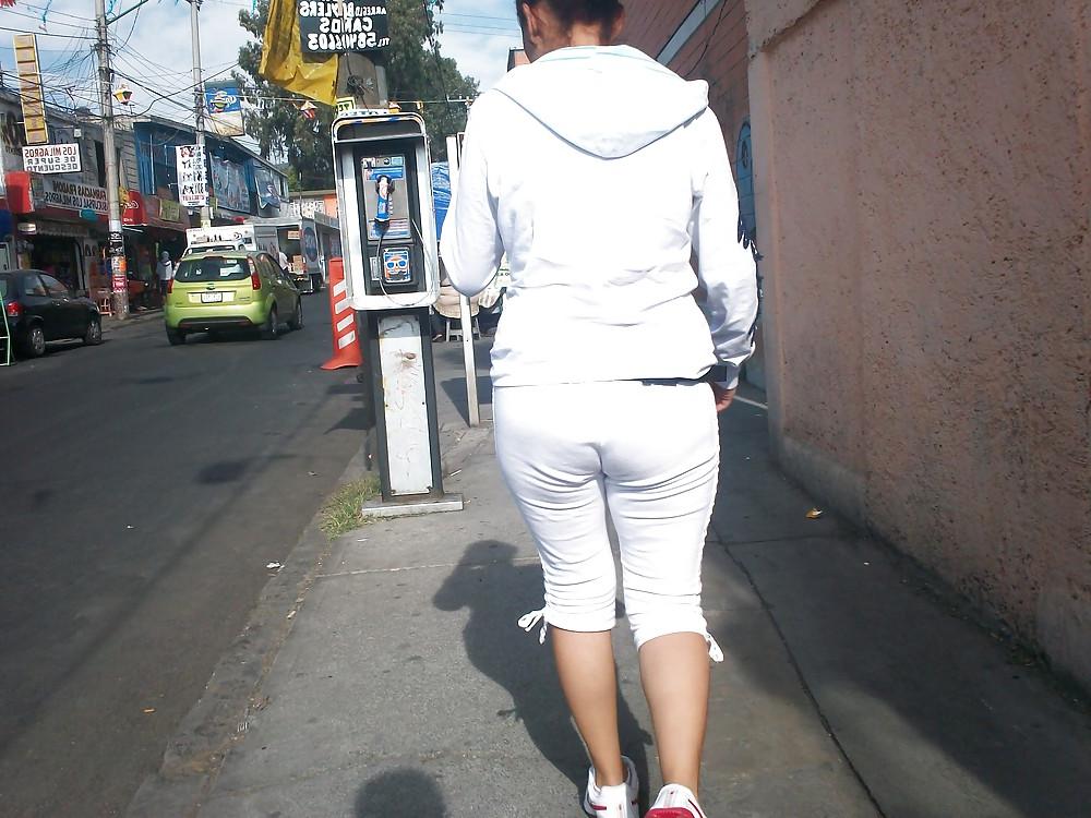 17P Voyeur street