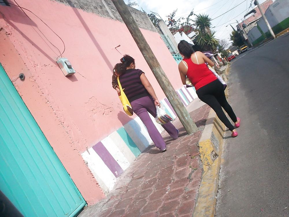 17P Voyeur street