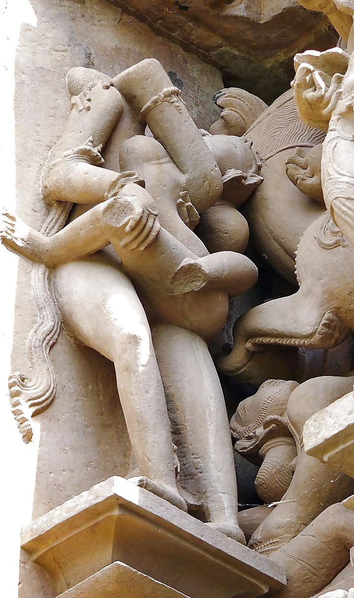17P EROTIC ART