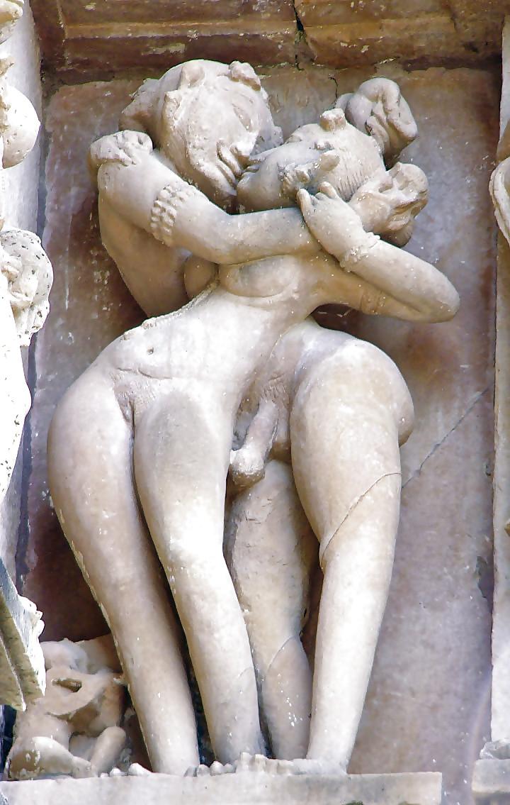 17P EROTIC ART