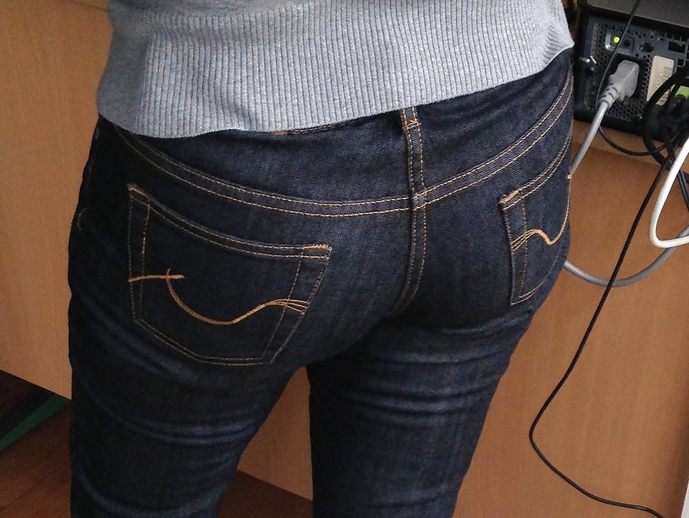 8P Candid ass street 3