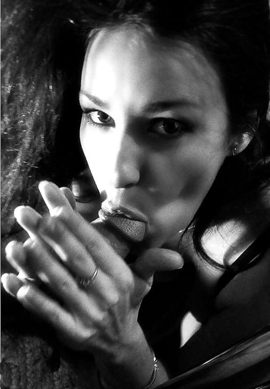 25P Erotic in Black and White - Session 3