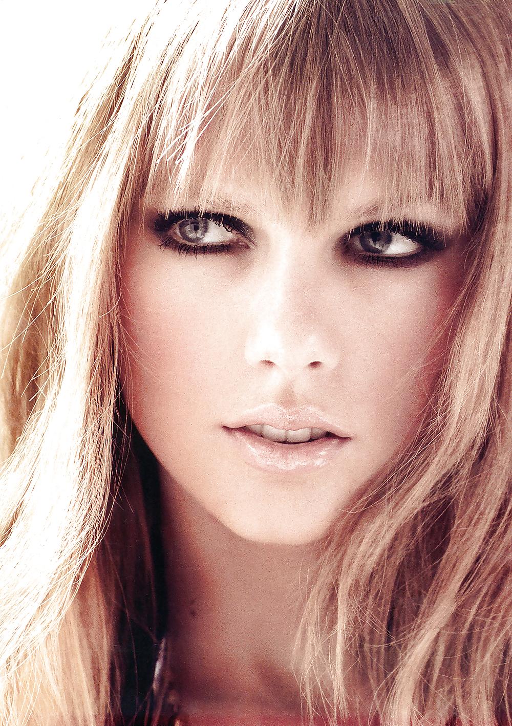 15P Top celebrities ( facial )