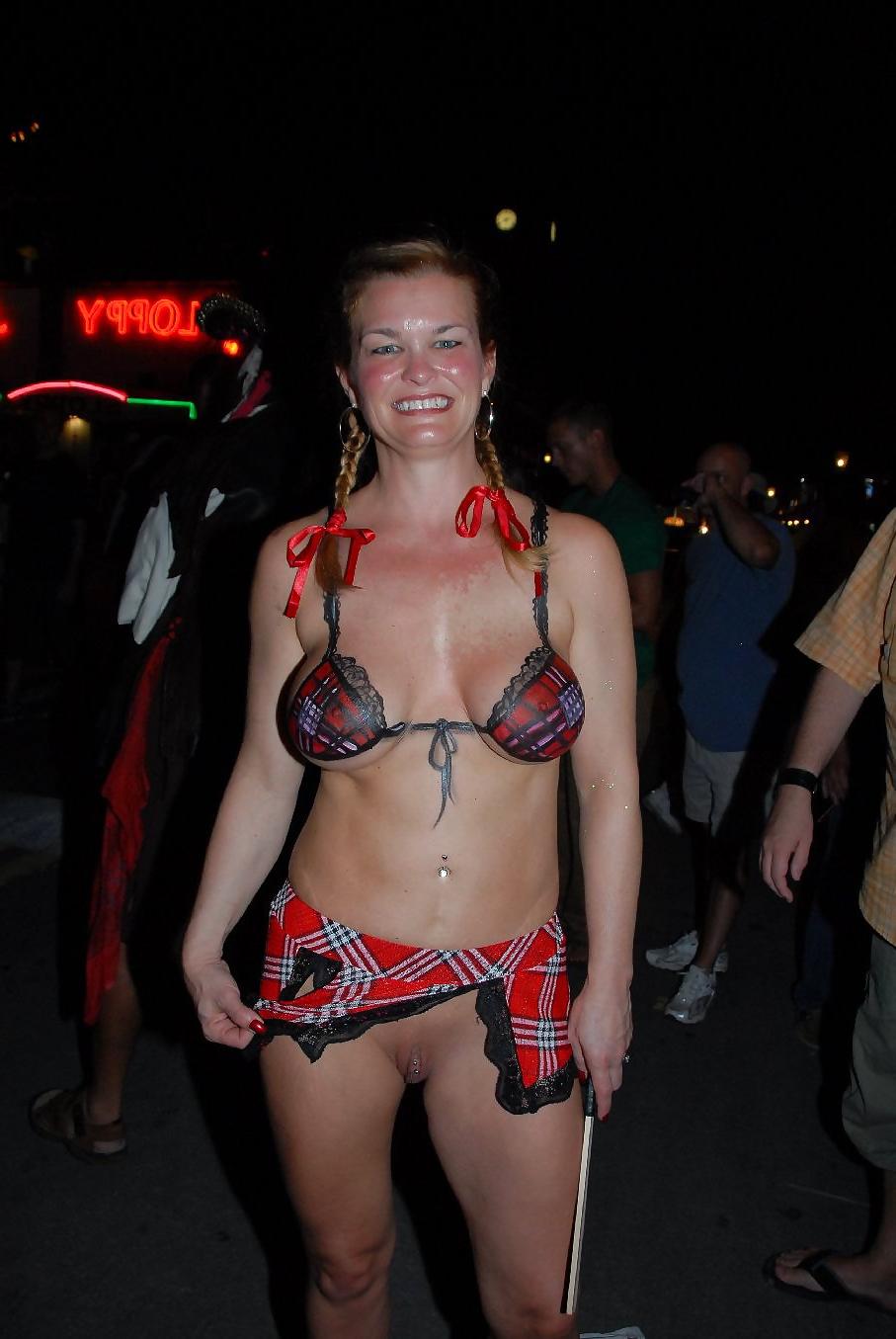 9P Random Exhibitionists - Pierced 1
