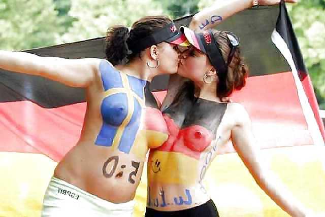 25P Body paint, soccer version