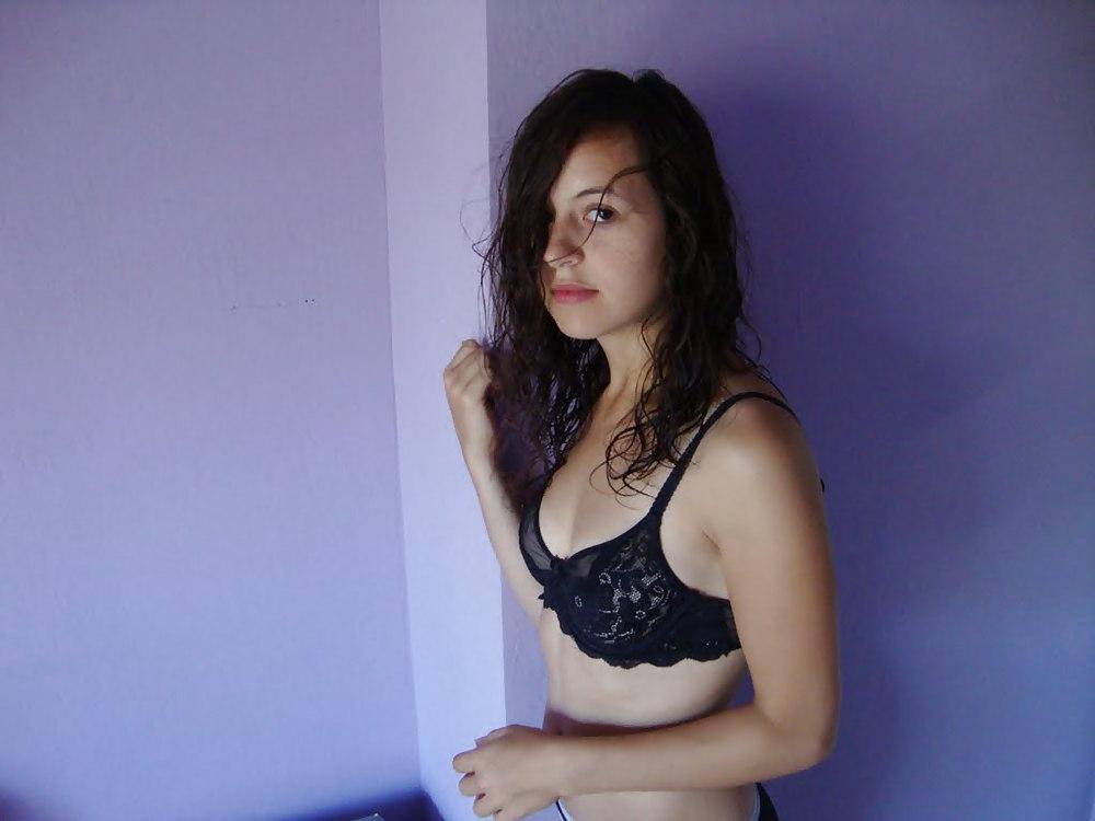 25P Bra Babes 2