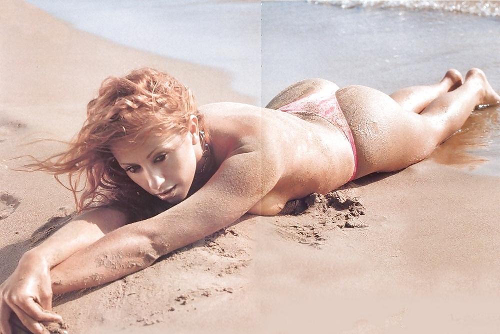 25P XXX HOT MILF GREEK CELEBRITIES