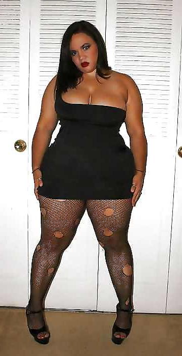 25P Thick white big booty makes me cum