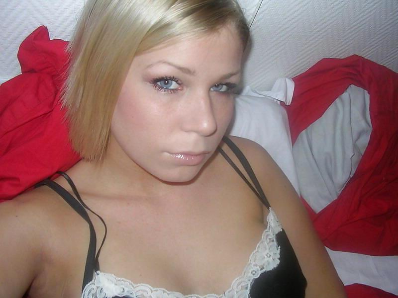 25P Hot german blonde - not naked