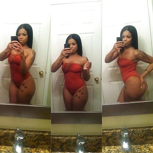 25P Black booty girls