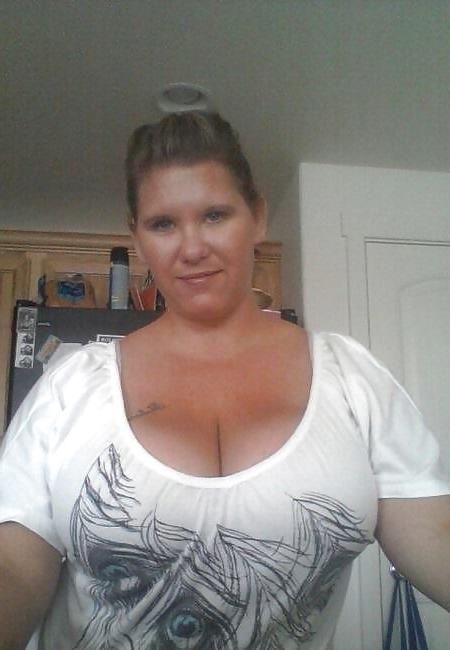 12P Big Boobs An Nette on FB