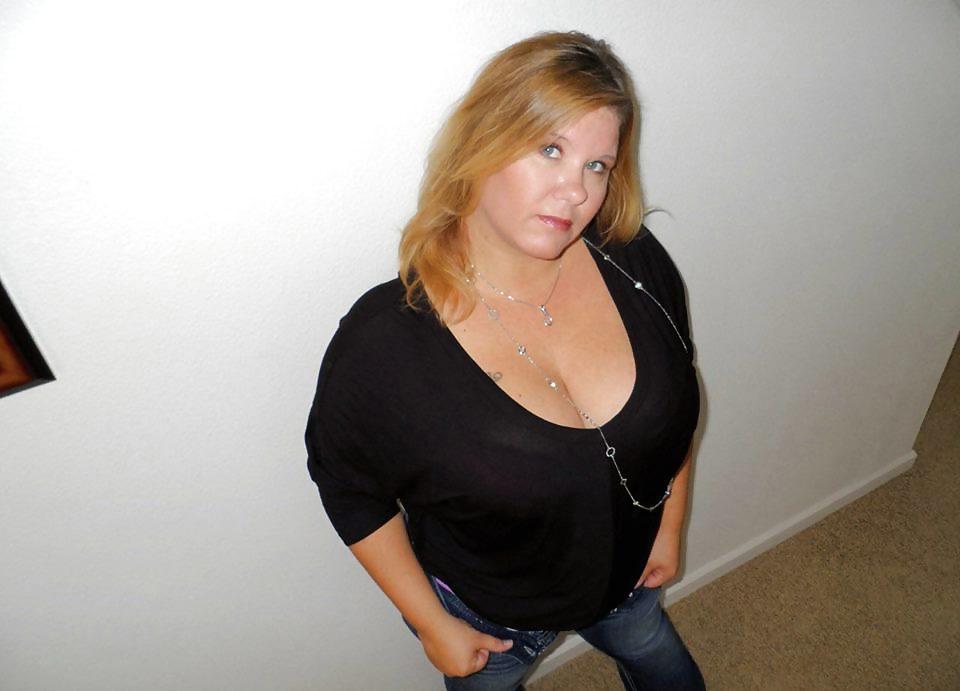 12P Big Boobs An Nette on FB