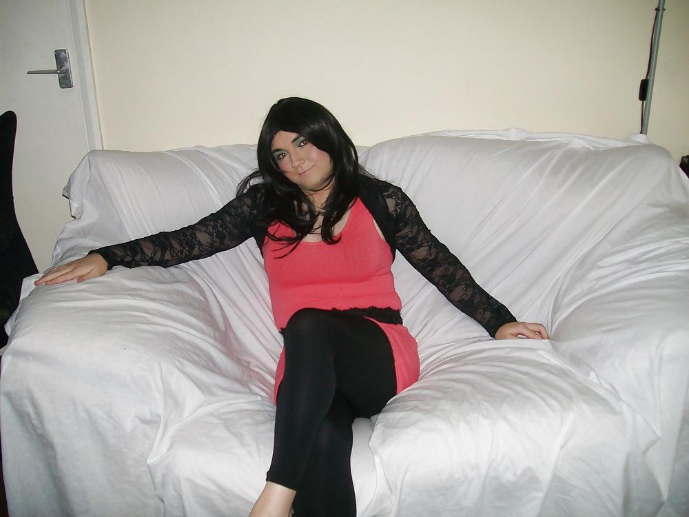 4P Crossdresser Lydia Lust in Pink dress and leggings