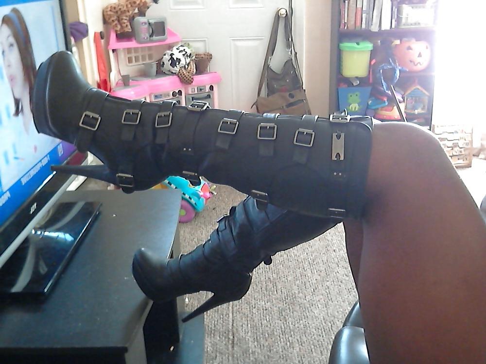 6P More boots and some booty