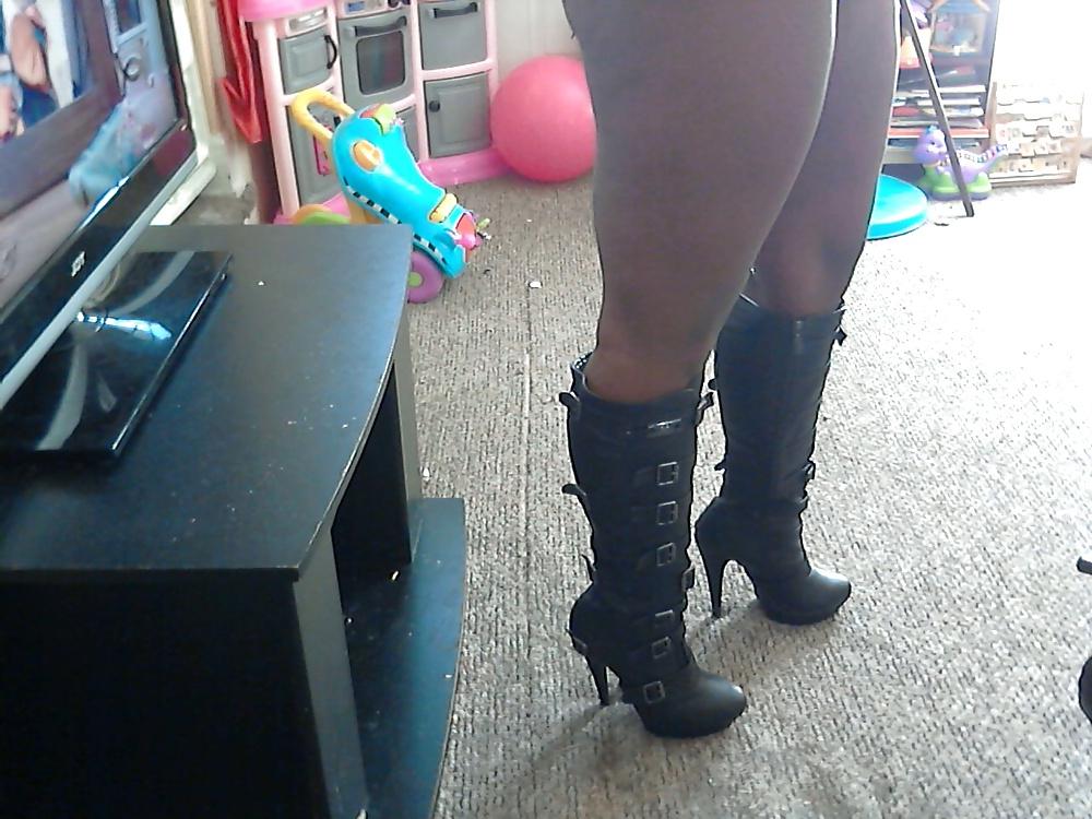 6P More boots and some booty