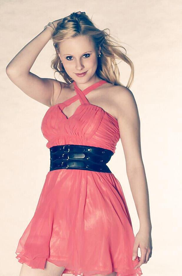 25P German Girl 9