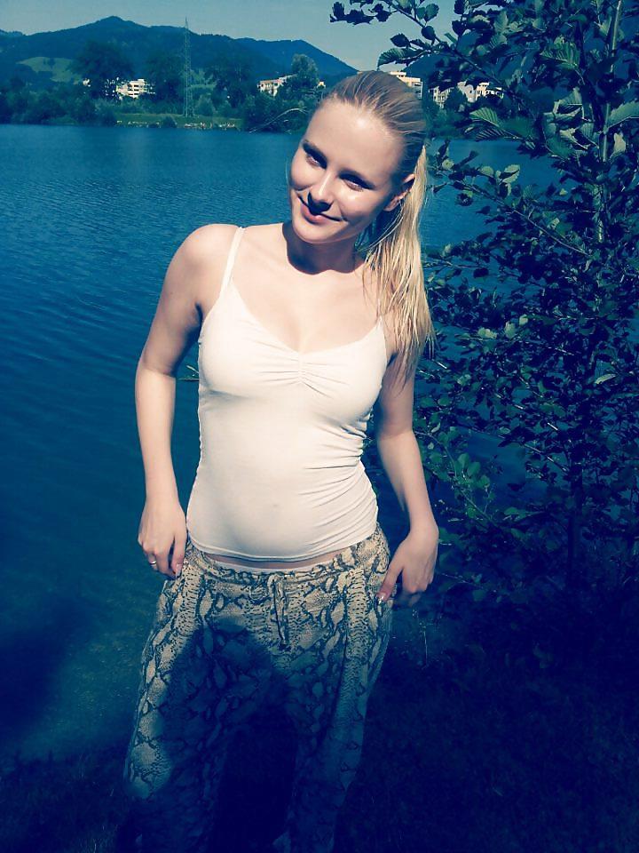 25P German Girl 9