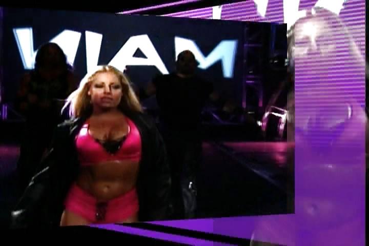 25P Trish Stratus - WWE Diva mega collection