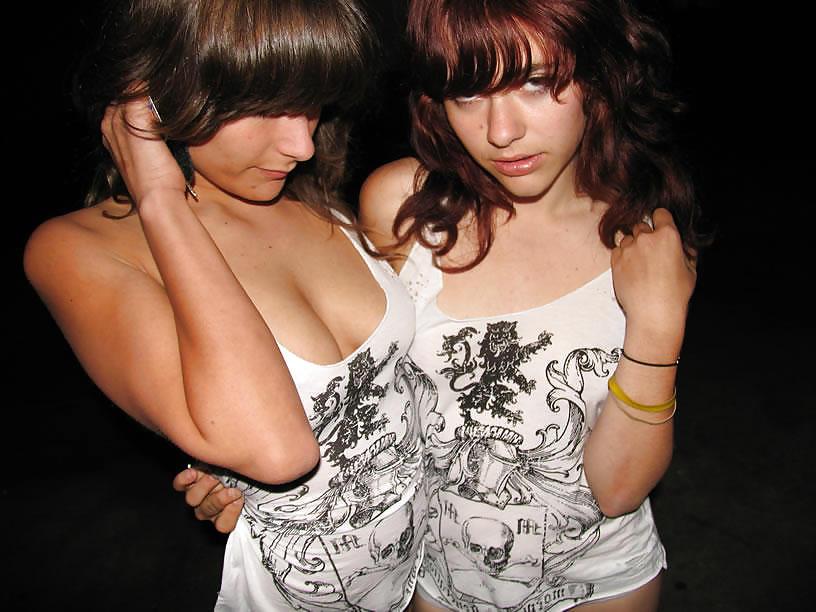 25P Emo Alternative Girls 2