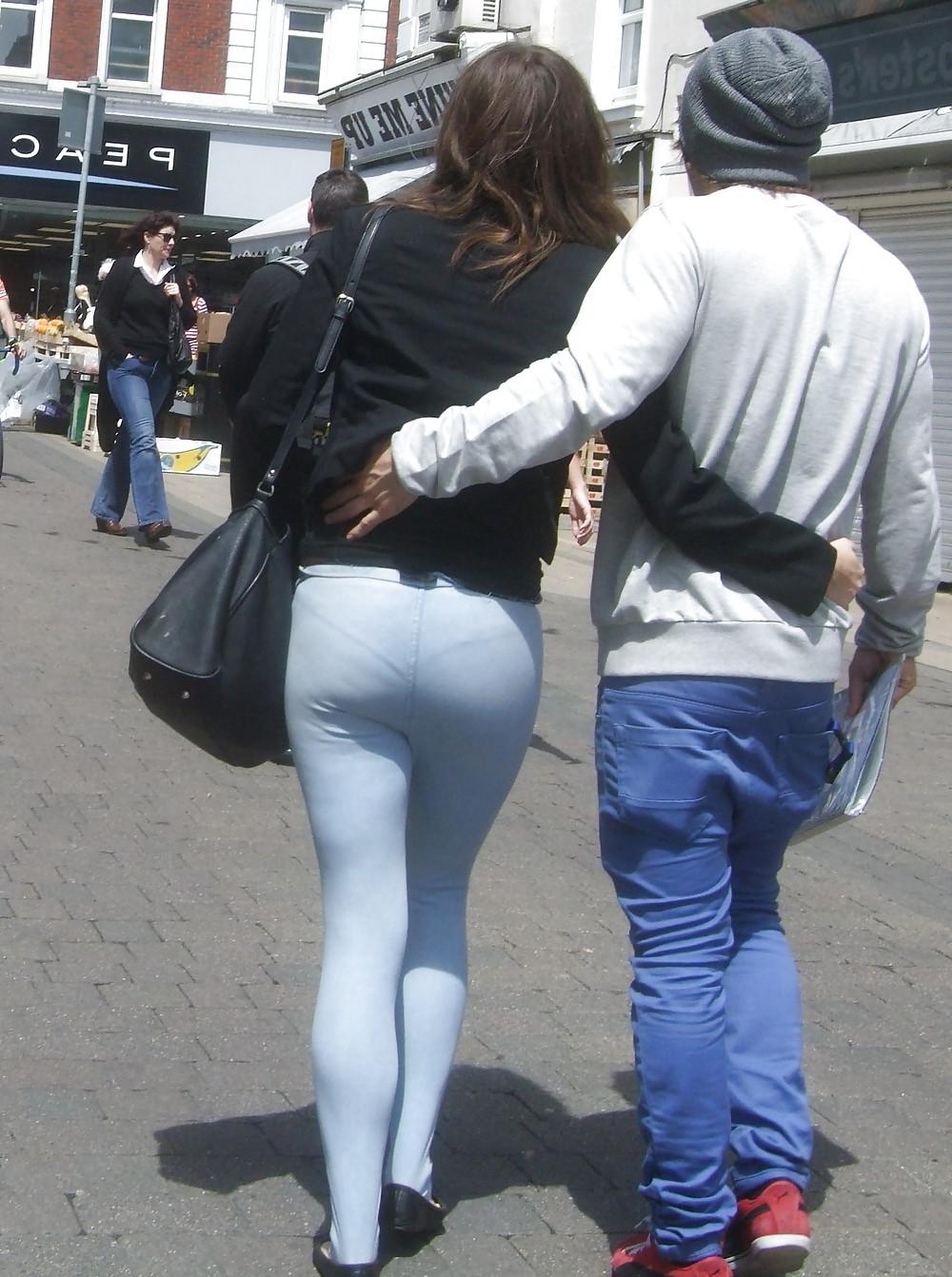 25P Candid Street