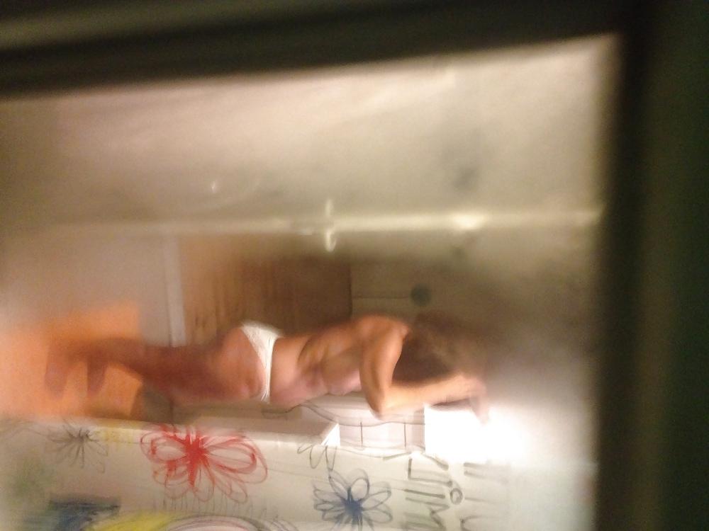 25P Spy on Topless woman