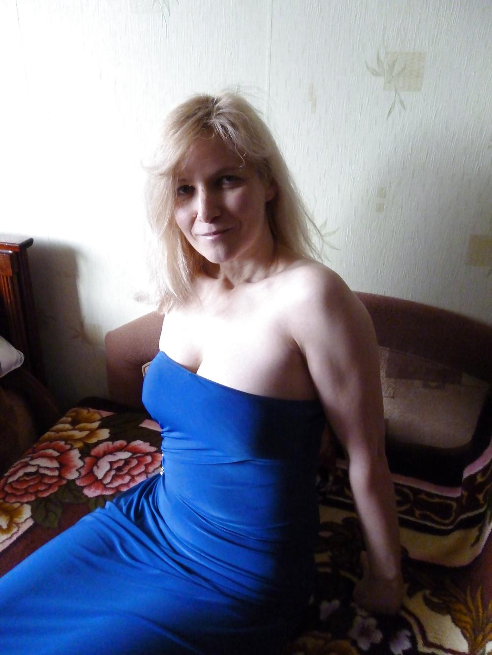 25P Tania Big Tit Russia MILF Accountant