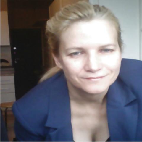 25P Tania Big Tit Russia MILF Accountant