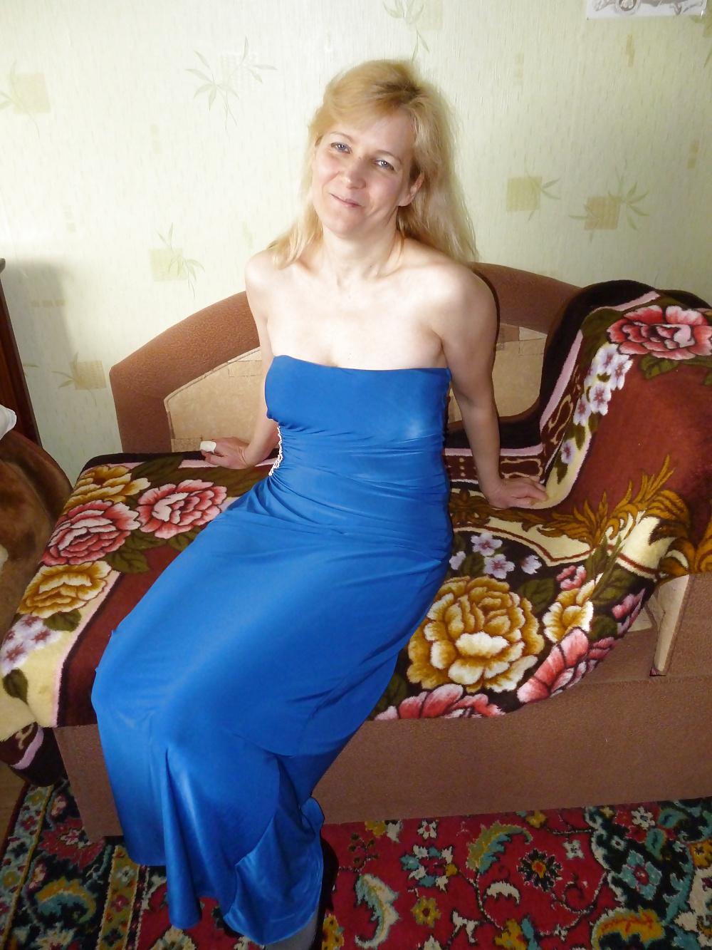 25P Tania Big Tit Russia MILF Accountant
