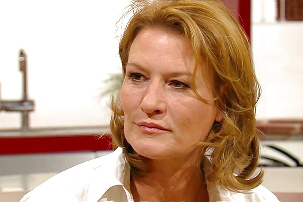 16P Suzanne von Borsody - German Actress