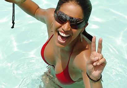 25P Karla Martinez Hostess of Despierta America