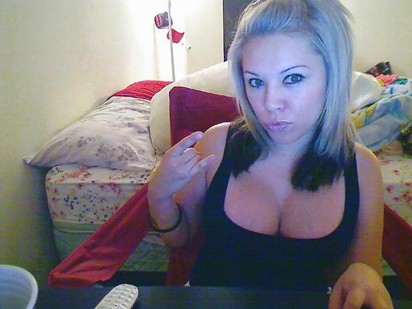 25P Thick little stripper