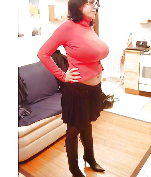 25P Webtastic Special: Huge Italian Mom