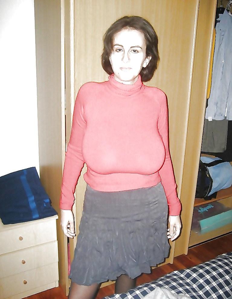 25P Webtastic Special: Huge Italian Mom