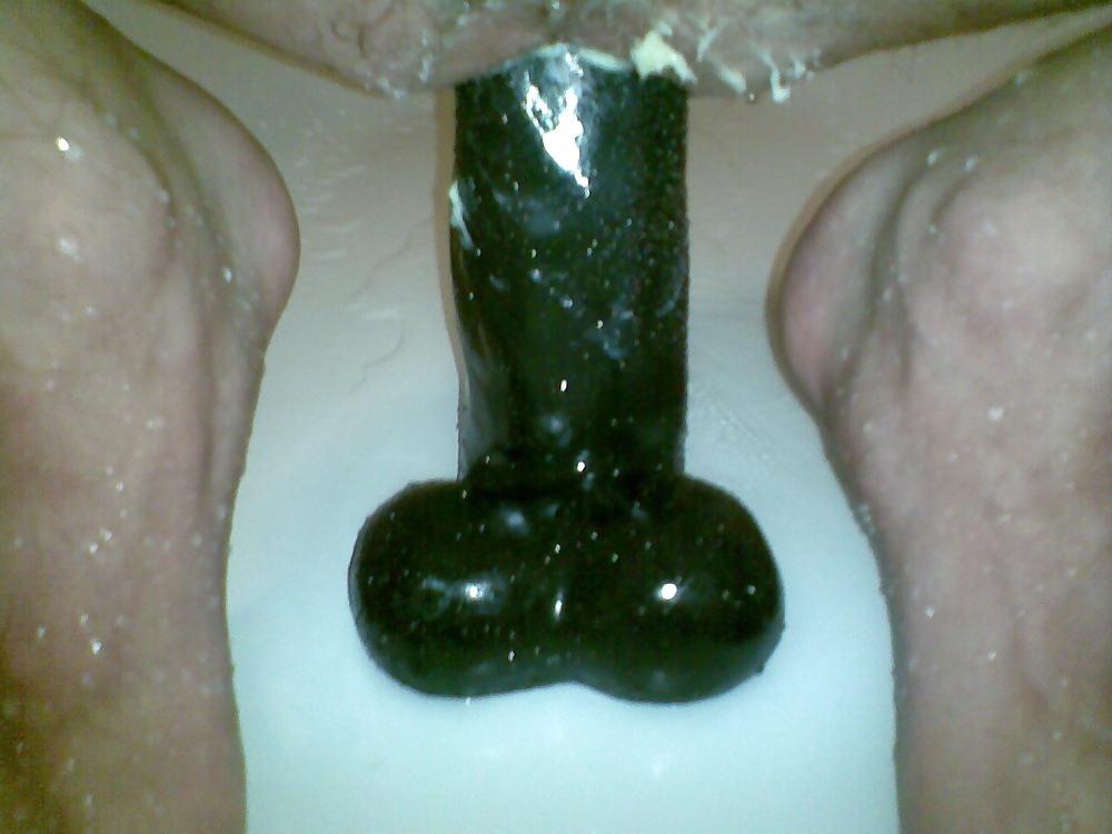 19P Massive dildo gape and enema