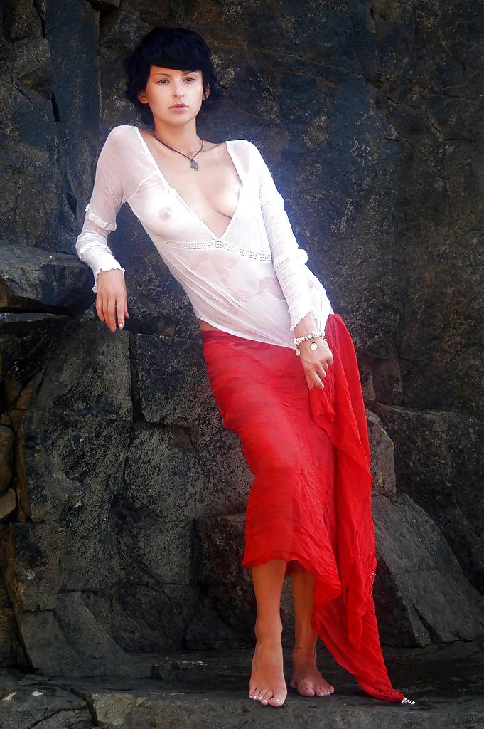 19P Erotic Nude Girl N30