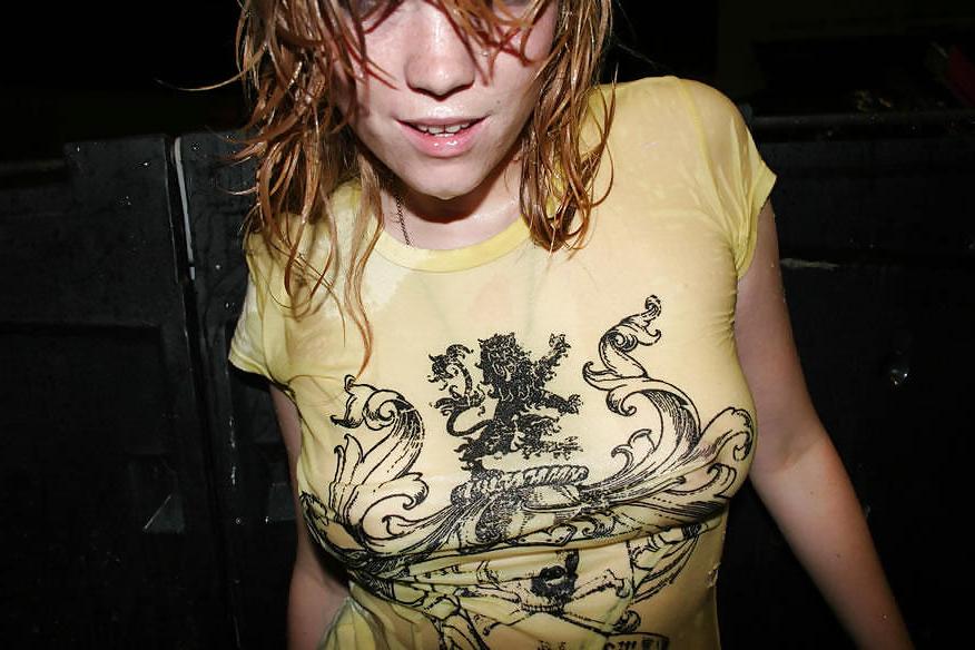 25P Emo Alternative Girls