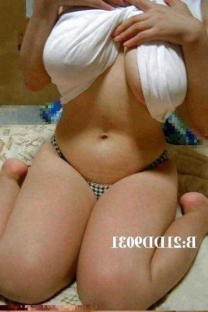 6P Girls big boobs