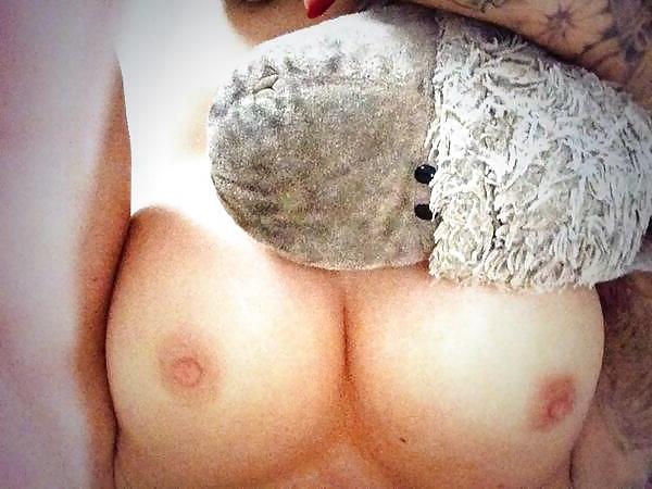 17P Chelsea Ferguson English Babe