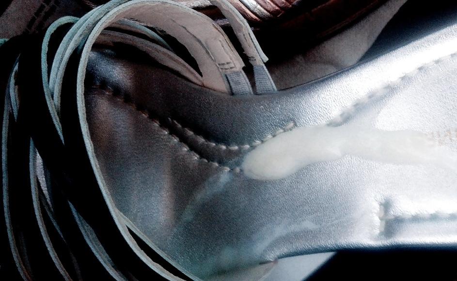 25P Donald Pliner riding Boots