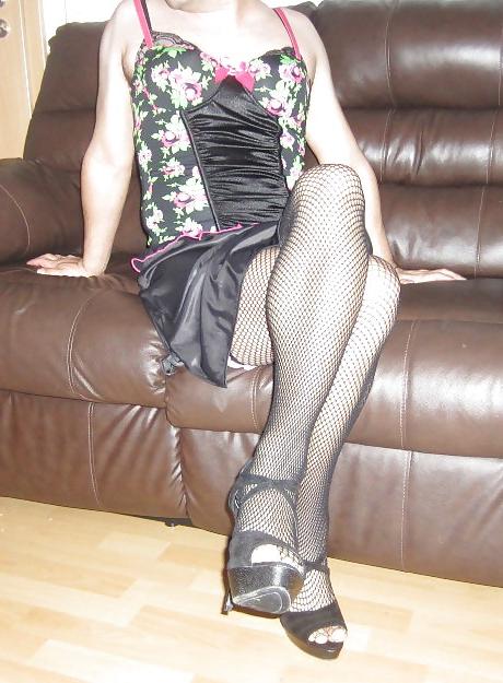 9P Crossdressing fun