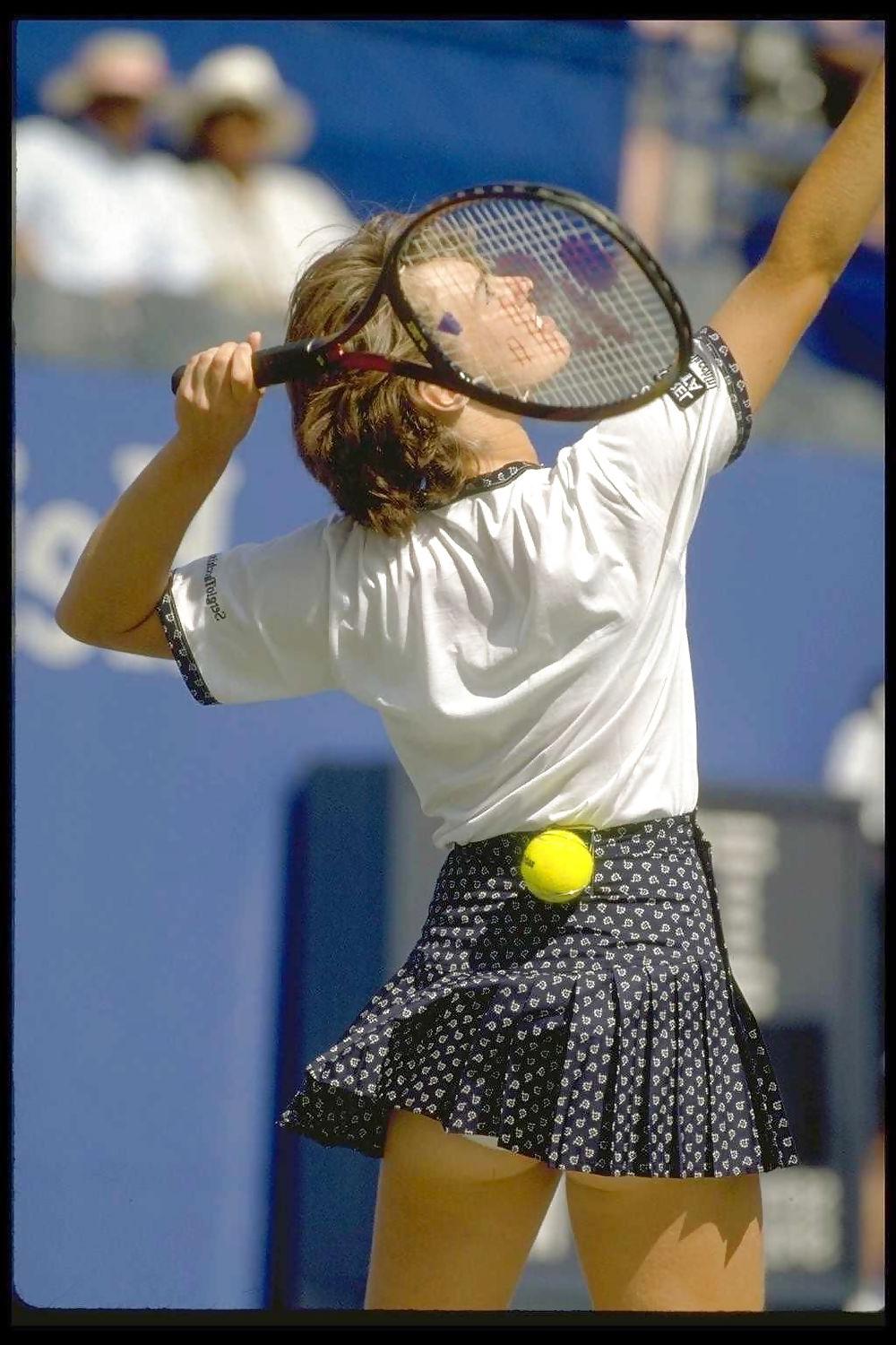 25P Beautiful Tennis Girls 13 by TROC