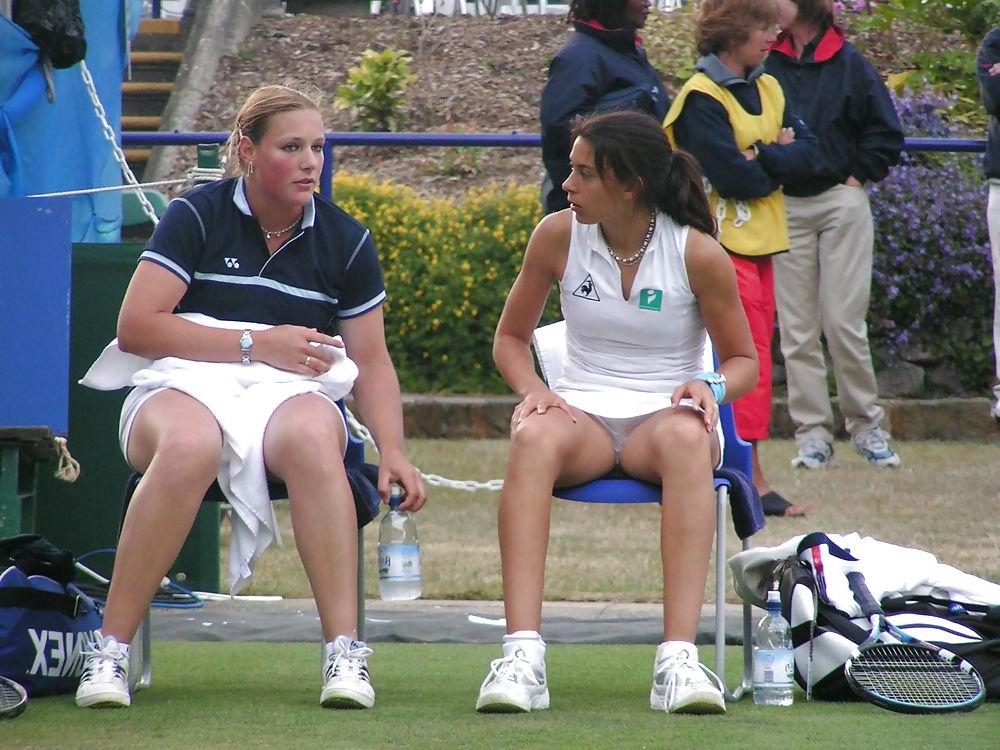 25P Beautiful Tennis Girls 13 by TROC