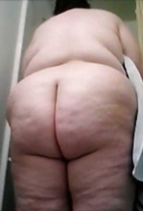 4P My mom .spy pics
