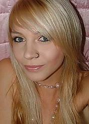 25P Some Blonde  Amateur Emo Girls pics#2