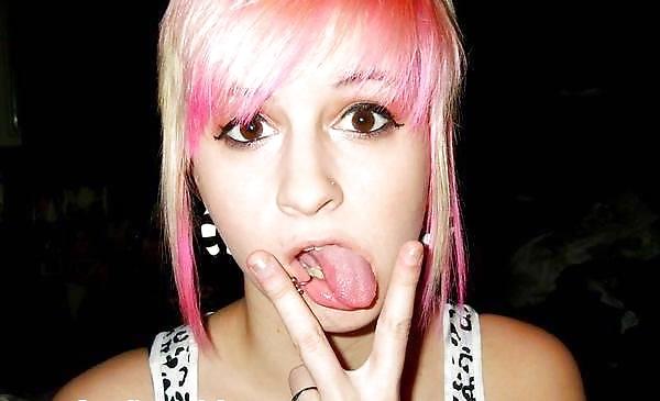 25P Some Blonde  Amateur Emo Girls pics#2