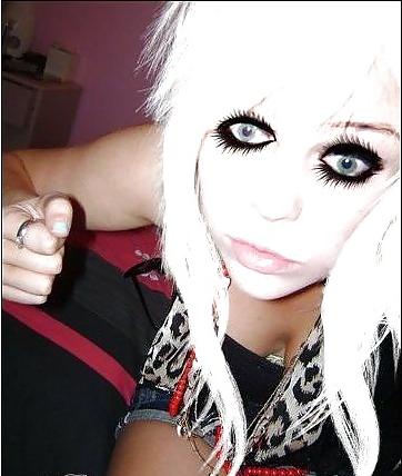 25P Some Blonde  Amateur Emo Girls pics#2