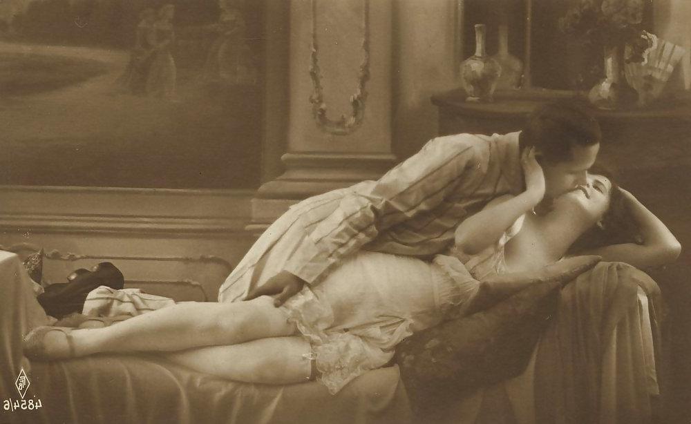 13P Vintage Erotic